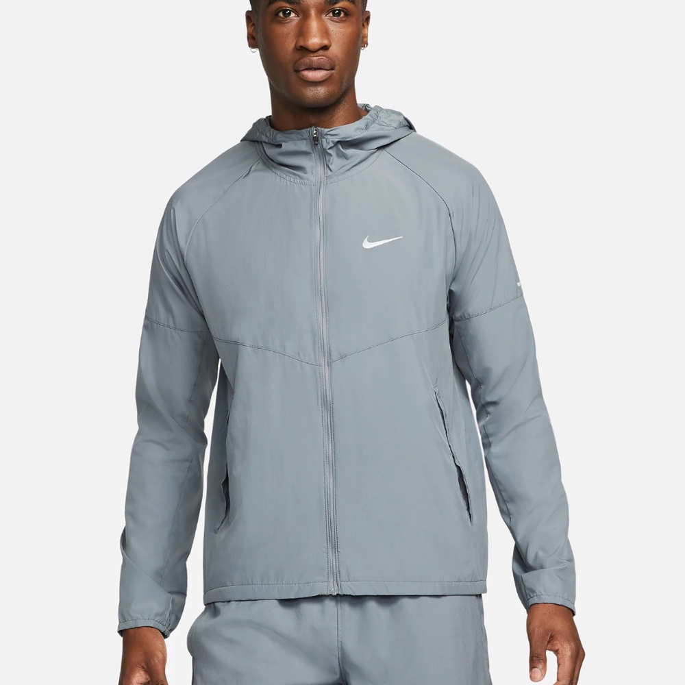 Nike Mens Dri-fit jacket